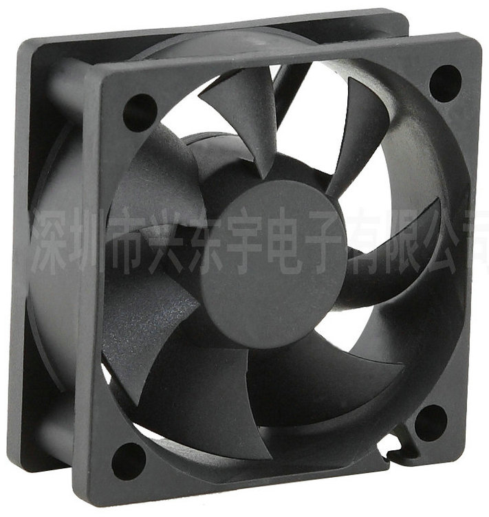 双滚珠散热风机风扇http://www.sdfeiyu.com/products-detail.asp?cpid=123